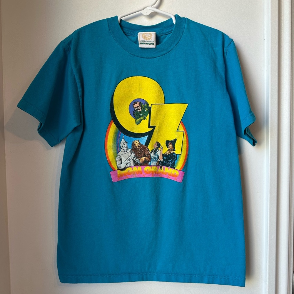 MGM grand wizard of OZ t-shirt